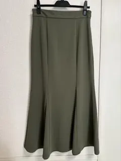 GU マーメイドスカート カーキ