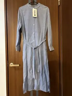 シャツワンピース 青と白のストライプ 長袖 ウエストベルト付き