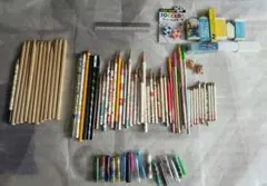 色鉛筆セットと昭和平成レトロ鉛筆、消しゴム、定規、キャップ 文房具セット売り