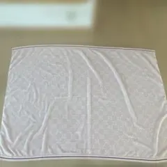 ピンク【セリーヌ】ロゴ入り ハーフケット約100x135cmのサムネイル