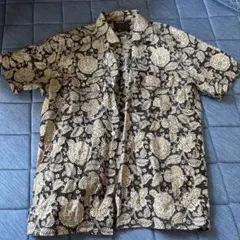 BEAMS 花柄 半袖シャツ Sサイズのサムネイル
