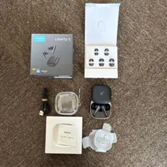 soundcore Liberty 5 ワイヤレスイヤホン　ケース付き