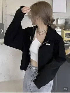 SHEIN パッチ ドロップショルダー クロップスウェットシャツ