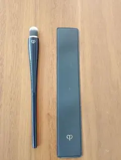 クレ・ド・ポー ボーテ コンシーラーブラシ ケース付き