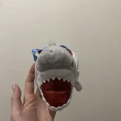 サメヌイグルミ