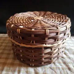 蓋付きカゴ　籠　収納ボックス　インテリア収納小物入れ　便利ボックス