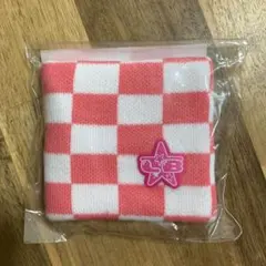 【新品】ラブandベリー　一番くじ オシャレにきめるよ！リストバンド「ラブ」のサムネイル