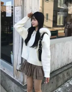 emmyファータッチフーディーダブルジップニット ホワイト パーカー