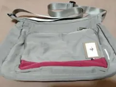 グレー ショルダーバッグ 外ポケット付き