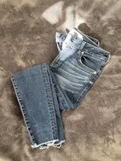 AZULダメージデニム