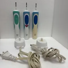 Oral-B BRAUN 電動歯ブラシ本体 3本セット 充電器2個付きのサムネイル