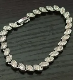 Swarovski Crystals クリスタル シルバーブレスレット
