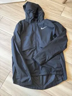 Nike 黒 フード付きジャケット S