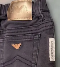 超美品⭐️Emporio Armani キッズ パンツ ブラックのサムネイル