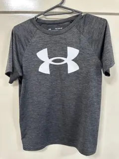 Under Armour グレー ビッグロゴTシャツ YXL