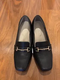 美品　Oriental Traffic ブラックパンプス 中ヒール