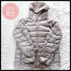 【安心のメルカリ便】UNIQLOフード付きウルトラライトダウン