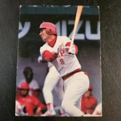 カルビー野球カード 80年 No.8 山本浩二 (広島)