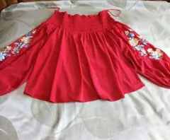 free)ゆったり袖のオフショルトップス