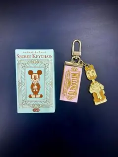 【東京ディズニーリゾート店限定】ミッキー＆フレンズ シークレットキーホルダーのサムネイル