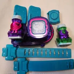 仮面ライダーリバイス DXリバイスドライバー&スタンプ2個