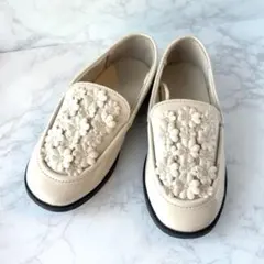 極美品 ZARA KIDS ザラキッズ フラワーローファー 17cm エクリュ