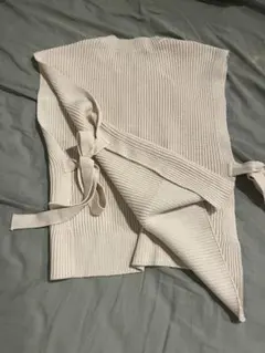 ベージュ ニットベスト リボン付き