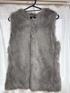 Bershka グレー ファー ベスト XS