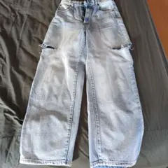 ストレートデニム ライトブルー ダメージ加工