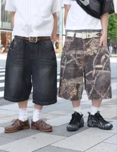 belvet Star Studded Rigid Tuck Shorts - メルカリ