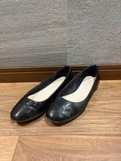 美品 ECCO エコー エナメルレザー パンプス 22.5cm