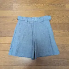 MARGARET HOWELL ベルト付きショートパンツ グレー サイズIのサムネイル
