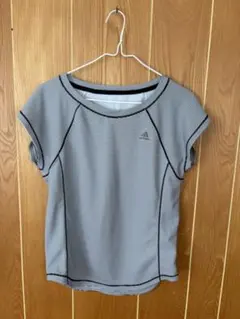 adidas 半袖Tシャツボーダー柄