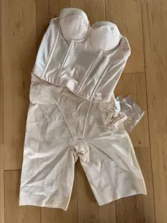 ブライダルインナーとアクセサリーセット