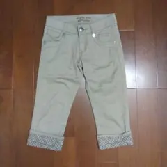 バーバリーブルーレーベル　ノバチェック　クロップドパンツ　ベージュ　三陽商会