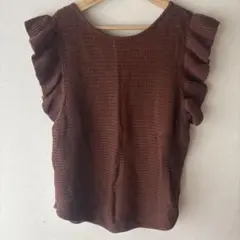 ローズバッド　フリルニットタンク　ROSEBUD
