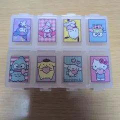 산리오 8ポケットピルケース