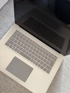 Item thumbnail for item 3bd9505a-952e-4197-8bb9-37479873a532