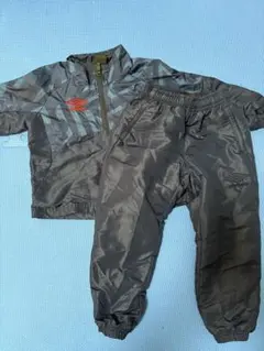 umbro 裏地付きピステ　100