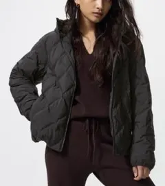 UNIQLO パフテックパーカ　ブラック　M