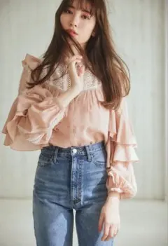 Her lip to Chiffon Gathered Blouse - メルカリ