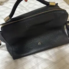 AIGNER ショルダーバッグ ブラック