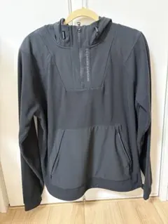 Under Armour アンダーアーマー フード付きジャケット MD 黒