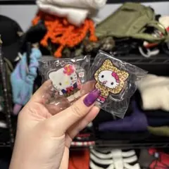 ハローキティ アクリルキーホルダー 2個セット