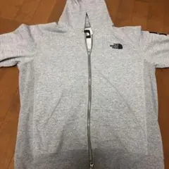 カ*メ様 the north face パーカー