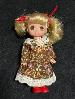 カスタムドール　約11cm（個人制作・一点物・詳細不明）