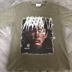 オリーブグリーン Tシャツ