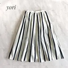 yori フレアスカート ストライプ タック 訳あり ホワイト系 38のサムネイル