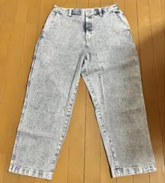 ライトグレー ストレートデニムパンツ