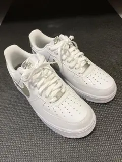 2026年最新】nike エアフォース1 27cm 白の人気アイテム - メルカリ